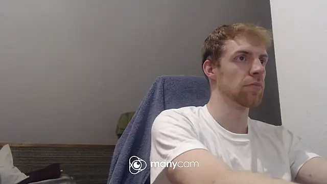 Snapshot of Milkyman7 chatting on 12/13/25, 08:36 Milkyman7 online show from 12/13/25, 08:36