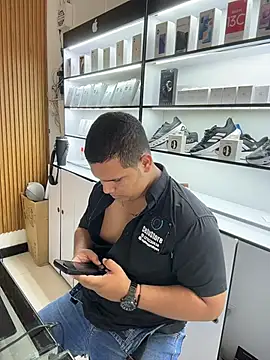 Patricio 02 online show from 05/11/26, 04:04