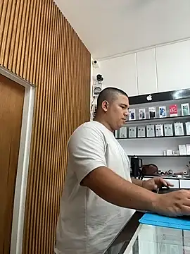 Patricio 02 online show from 06/19/26, 08:12