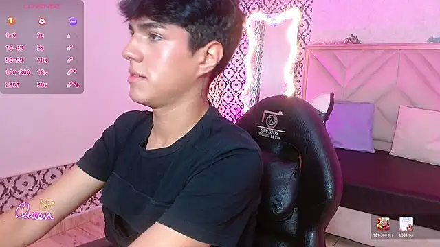 Snapshot of Damian_tay chatting on 06/27/26, 11:37 Damian tay online show from 06/27/26, 11:37