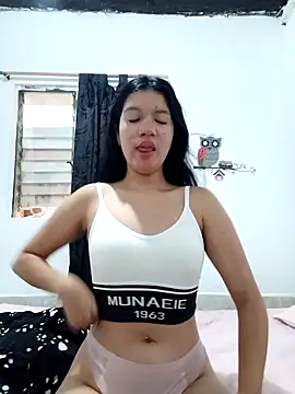 Snapshot of cherry_pinkie chatting on 05/11/26, 03:07 cherry pinkie online show from 05/11/26, 03:07