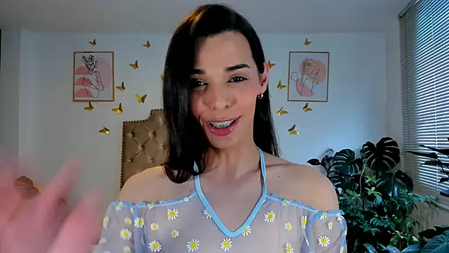 Snapshot of bella_grego chatting on 06/11/26, 08:07 bella grego online show from 06/11/26, 08:07