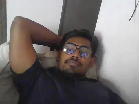 singaram190 online show from 07/28/26, 08:43