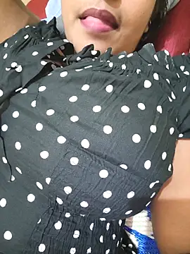 Snapshot of Newragini chatting on 04/19/26, 12:26 Newragini online show from 04/19/26, 12:26