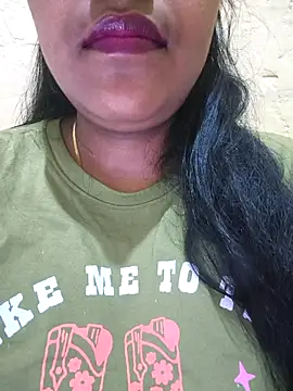 Snapshot of Newragini chatting on 05/08/26, 09:31 Newragini online show from 05/08/26, 09:31