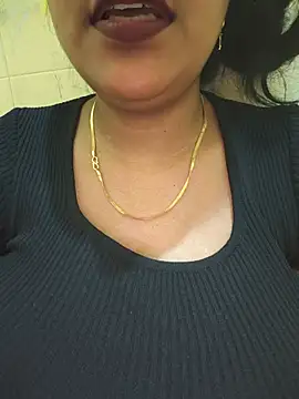Snapshot of Newragini chatting on 05/19/26, 05:14 Newragini online show from 05/19/26, 05:14