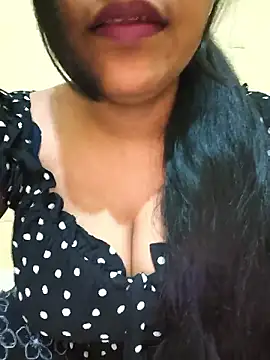 Snapshot of Newragini chatting on 05/26/26, 05:31 Newragini online show from 05/26/26, 05:31