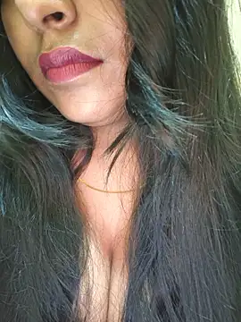 Snapshot of Newragini chatting on 06/02/26, 06:43 Newragini online show from 06/02/26, 06:43