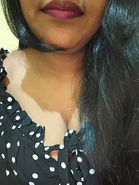 Snapshot of Newragini chatting on 06/03/26, 06:57 Newragini online show from 06/03/26, 06:57