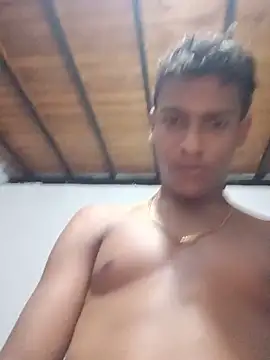 Snapshot of Brayam_30 chatting on 05/19/26, 04:08 Brayam 30 online show from 05/19/26, 04:08