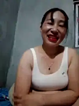 Snapshot of Tieuthu2 chatting on 04/26/26, 02:15 Tieuthu2 online show from 04/26/26, 02:15