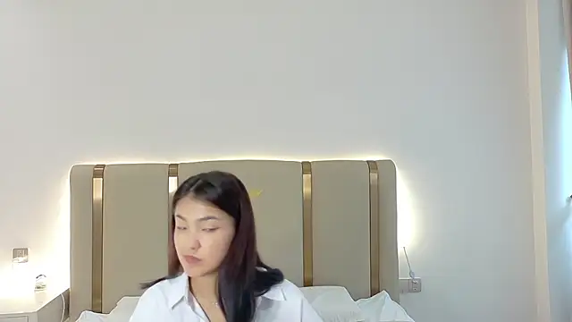Maiaxoxo online show from 07/04/26, 03:24