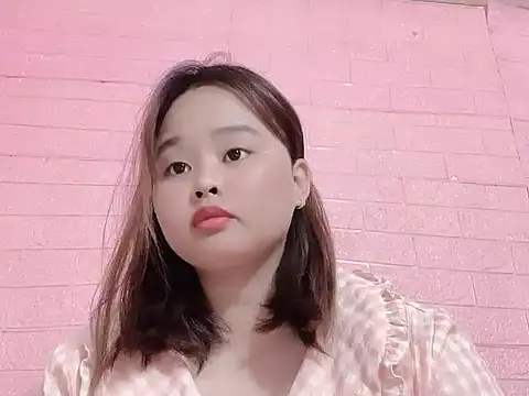 NhungNhun789 online show from 06/13/26, 04:49