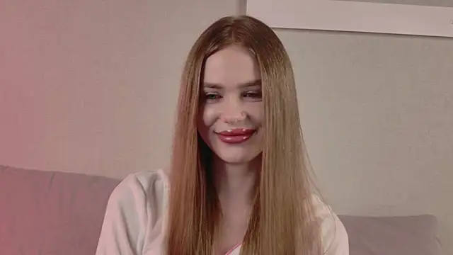Snapshot of AnayaLowe chatting on 05/31/26, 11:06 AnayaLowe online show from 05/31/26, 11:06