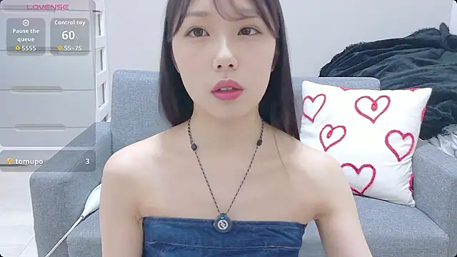 Minamina2 online show from 07/14/26, 10:21