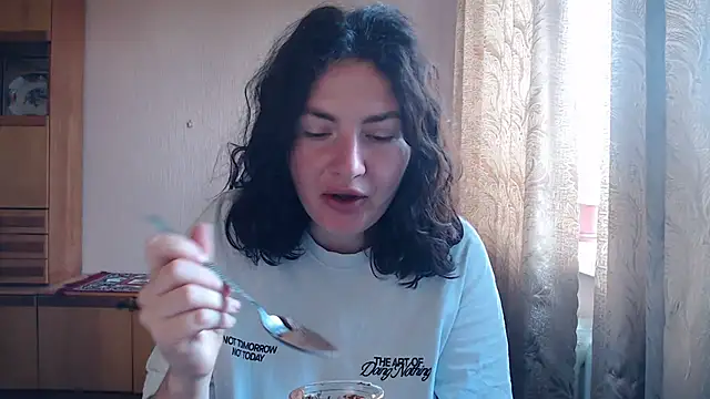 AlinaxJames online show from 07/11/26, 08:28
