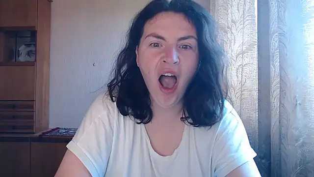 AlinaxJames online show from 07/18/26, 07:34
