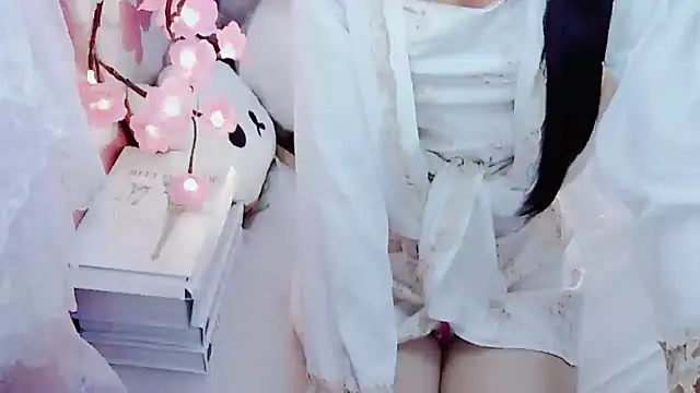 Snapshot of SexyBona chatting on 05/28/26, 02:36 SexyBona online show from 05/28/26, 02:36