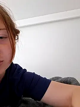Snapshot of AquaxBlue chatting on 06/03/26, 10:51 AquaxBlue online show from 06/03/26, 10:51