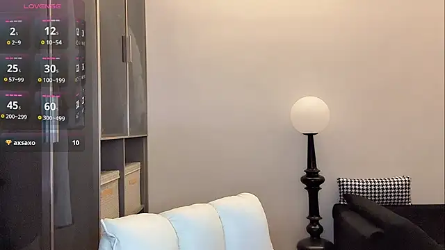 Xixi-mm online show from 06/06/26, 02:55