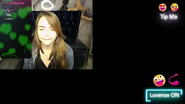 Snapshot of Luxury_11v chatting on 04/21/26, 08:12 Luxury 11v online show from 04/21/26, 08:12