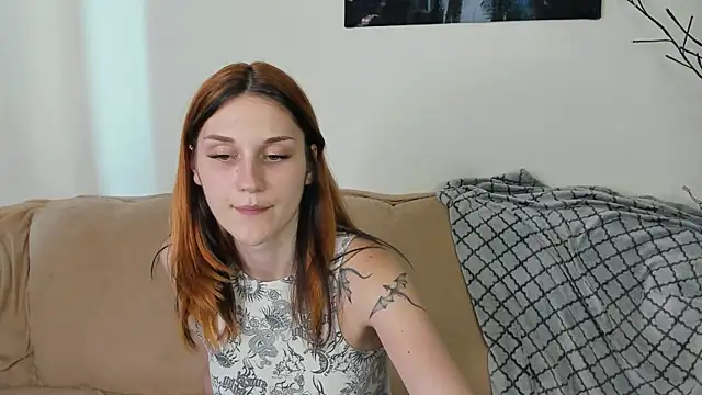elani lune online show from 08/04/26, 03:03