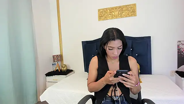 AmberKayleigh online show from 06/20/26, 04:43