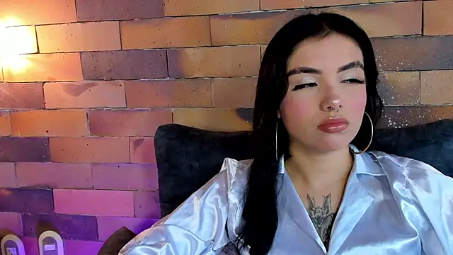 Snapshot of isabella_hv chatting on 04/21/26, 04:01 isabella hv online show from 04/21/26, 04:01