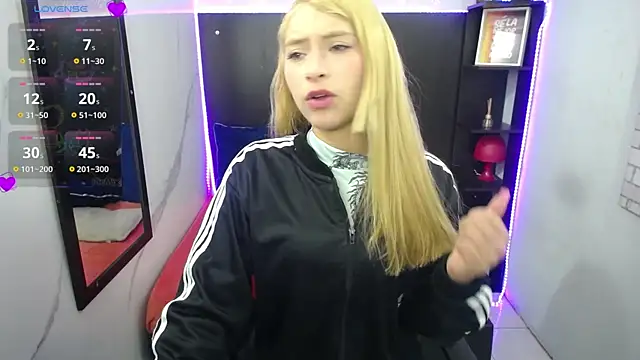 nancy blonde online show from 06/26/26, 12:42