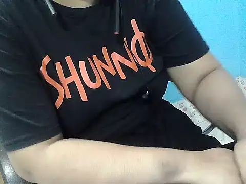 Chubbygirl Tisha online show from 06/11/26, 07:56