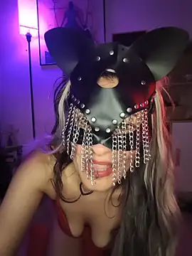 lilianroses online show from 07/28/26, 08:52