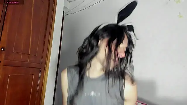 Snapshot of melany_filly chatting on 05/11/26, 10:43 melany filly online show from 05/11/26, 10:43