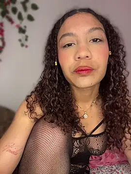 Daphnne Curly online show from 05/07/26, 05:13