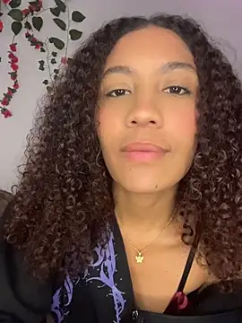 Daphnne Curly online show from 06/21/26, 04:59