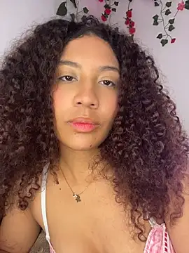 Daphnne Curly online show from 07/09/26, 02:59