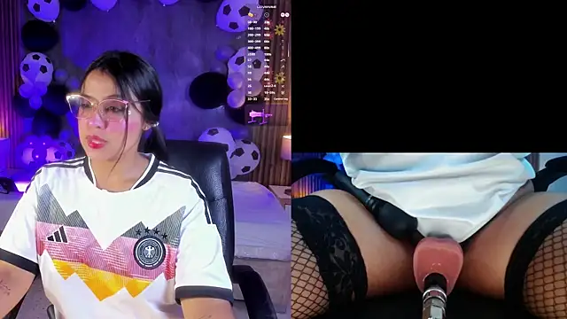 LuciaReid online show from 06/23/26, 01:53