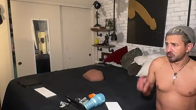 Snapshot of maxbandit chatting on 02/27/25, 09:22 maxbandit online show from 02/27/25, 09:22