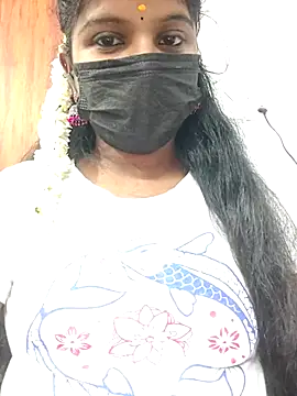 Tamil Hot Dharsha online show from 07/24/26, 09:18