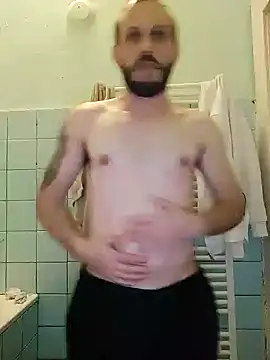Snapshot of petr1234Matter chatting on 04/18/26, 11:49 petr1234Matter online show from 04/18/26, 11:49