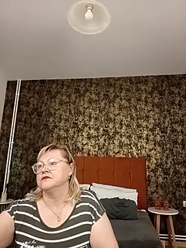 I amVeronicle online show from 06/05/26, 11:38