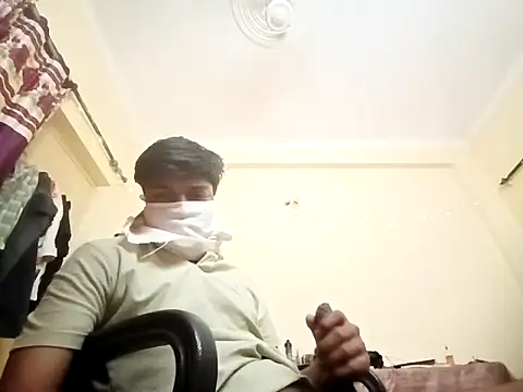 gajodhar20 online show from 04/23/26, 12:29