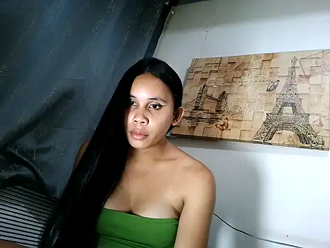Angelalove25 online show from 05/18/26, 12:55