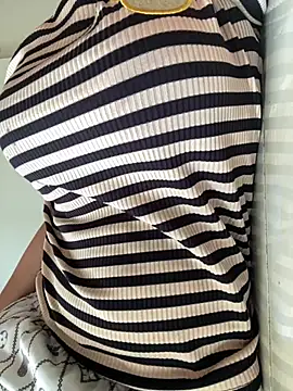  Sara pusy online show from 07/25/26, 05:38