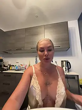 Karen Luxe online show from 05/27/26, 11:46