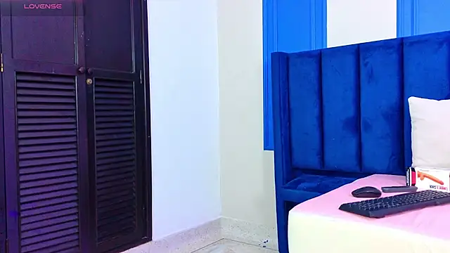 Snapshot of maddysonsweet chatting on 05/26/26, 08:05 maddysonsweet online show from 05/26/26, 08:05