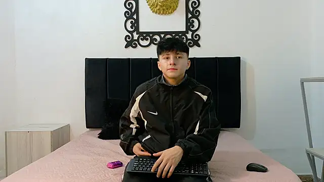 LunayDream online show from 06/16/26, 11:24