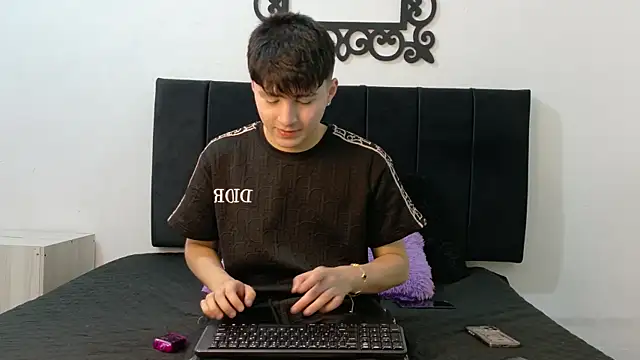LunayDream online show from 07/25/26, 12:58
