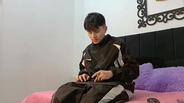 LunayDream online show from 07/27/26, 11:50