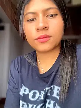 ElahiaMarquez online show from 05/13/26, 05:32