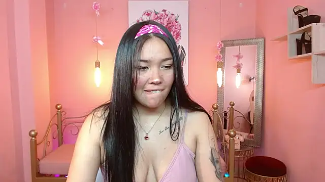 Snapshot of Melody_1_ chatting on 05/01/26, 03:00 Melody 1 online show from 05/01/26, 03:00